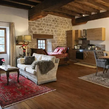 Lejlighed Stone House With Hammam In Saint-estephe *